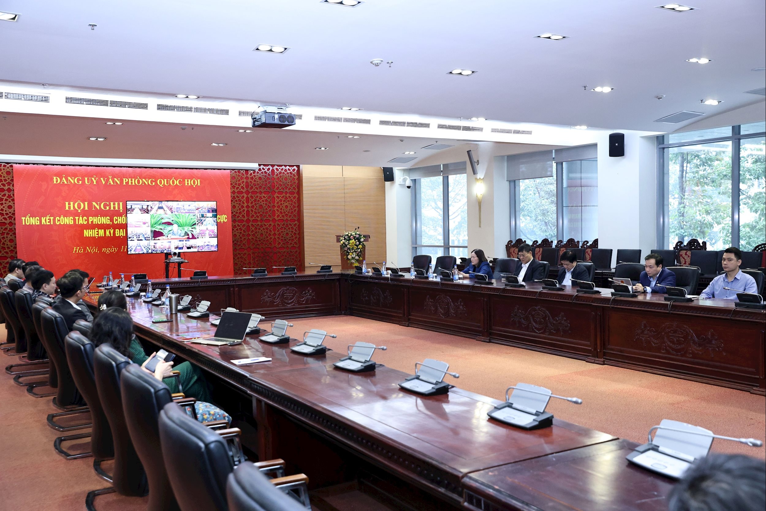 Các đại biểu đại diện Đảng uỷ Văn phòng Quốc hội, các cơ quan kiểm tra, giám sát của Đảng uỷ Văn phòng Quốc hội dự Hội nghị tại điểm cầu trụ sở các cơ quan của Quốc hội (2)