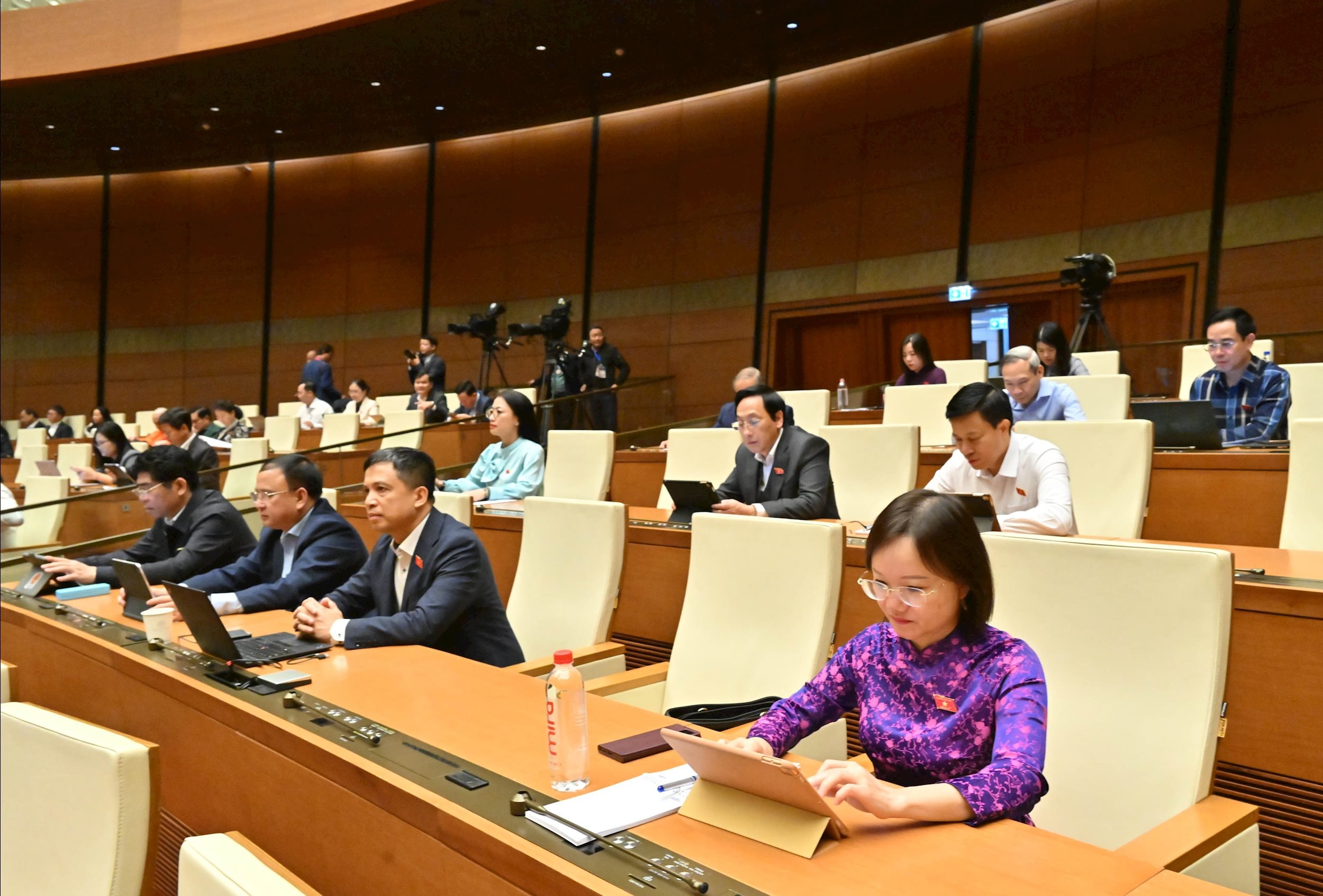 Délégués à la session VQK_5092