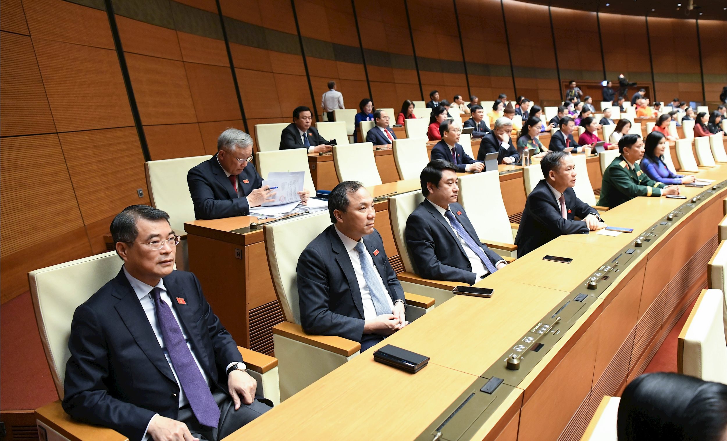 Các đại biểu tham dự phiên bế mạc.12