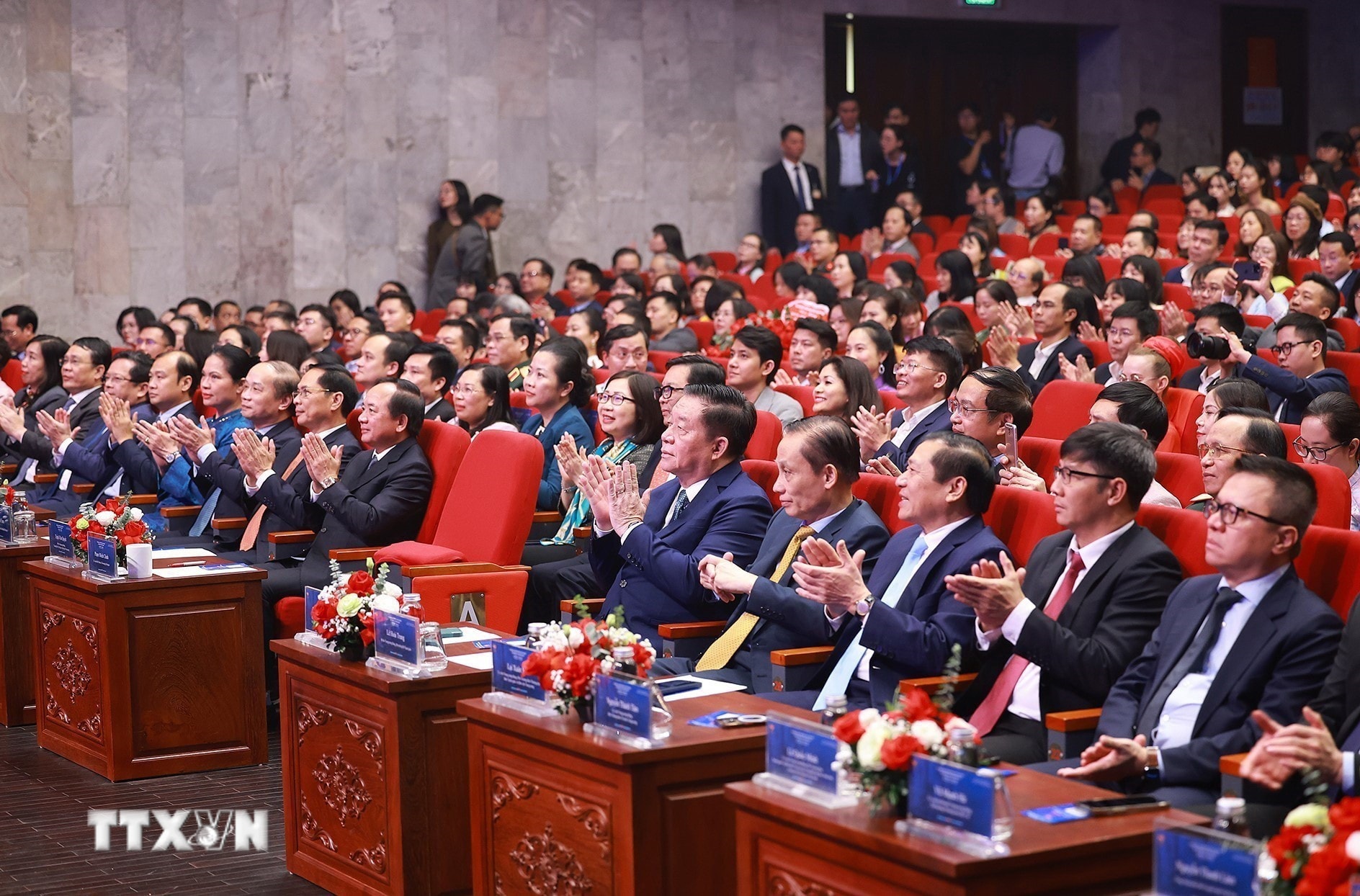 ttxvn-thu-tuong-giai-thong-tin-doi-ngoai-4.jpg