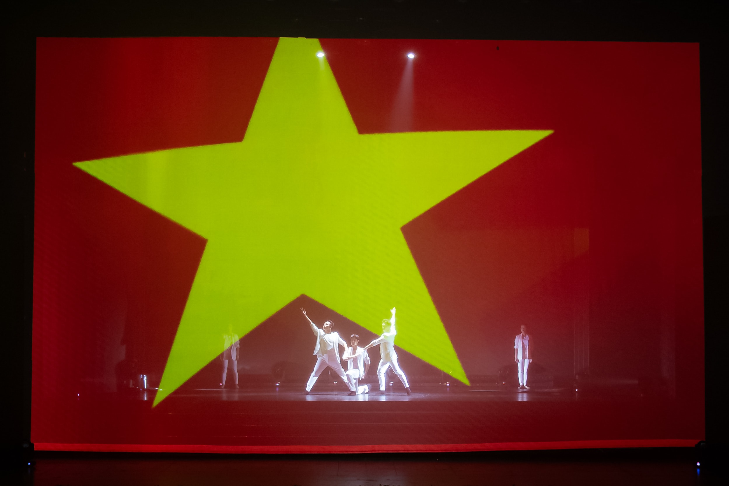 20251111 - VQQHVN - BieudienAnhsang-20