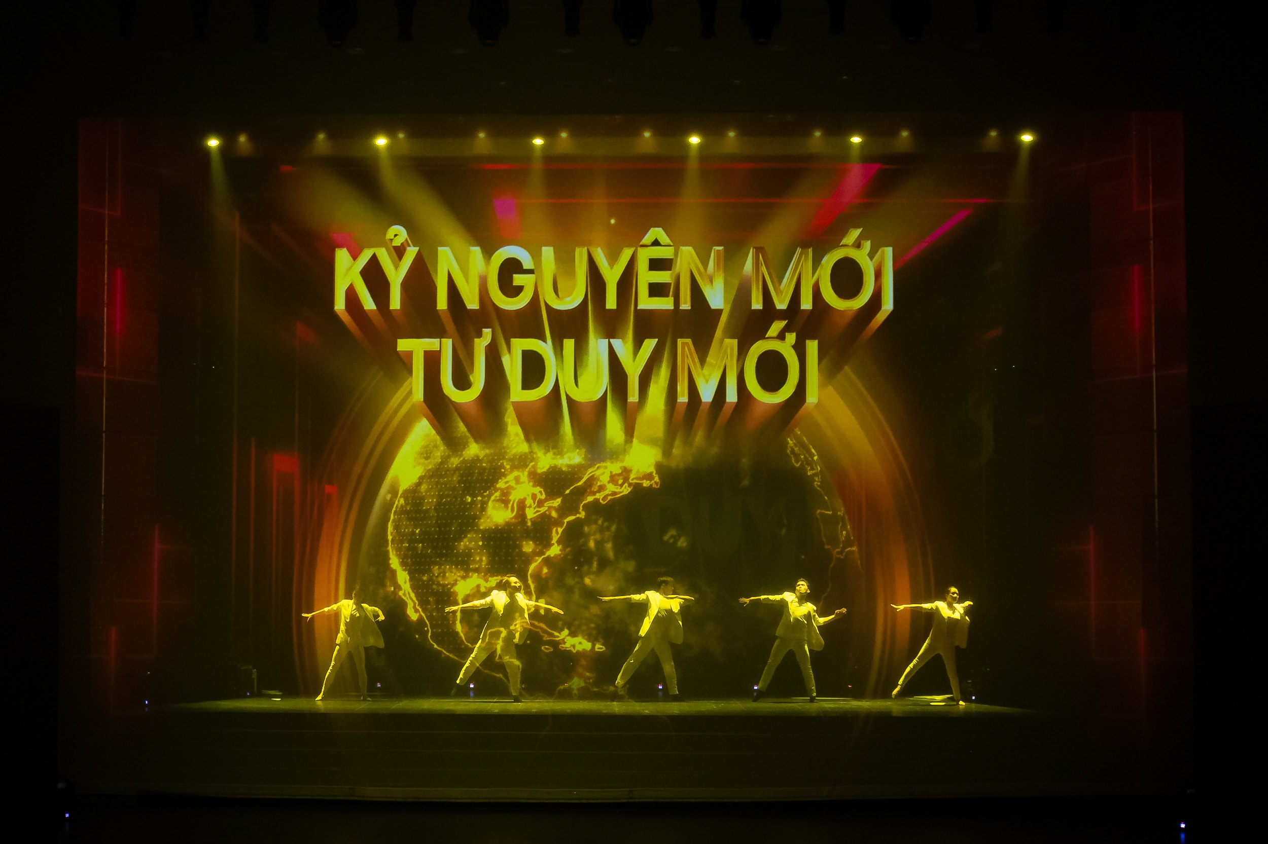 20251111 - VQQHVN - BieudienAnhsang-26