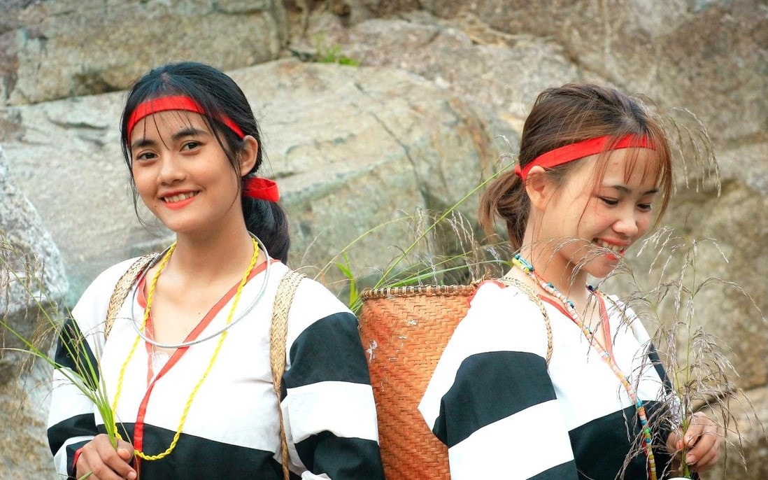 W ciągu ostatnich pięciu lat realizacja Projektu 8 stała się pomostem, który przyniósł wiedzę, pewność siebie i nadzieję społecznościom mniejszości etnicznych w prowincji Khanh Hoa.