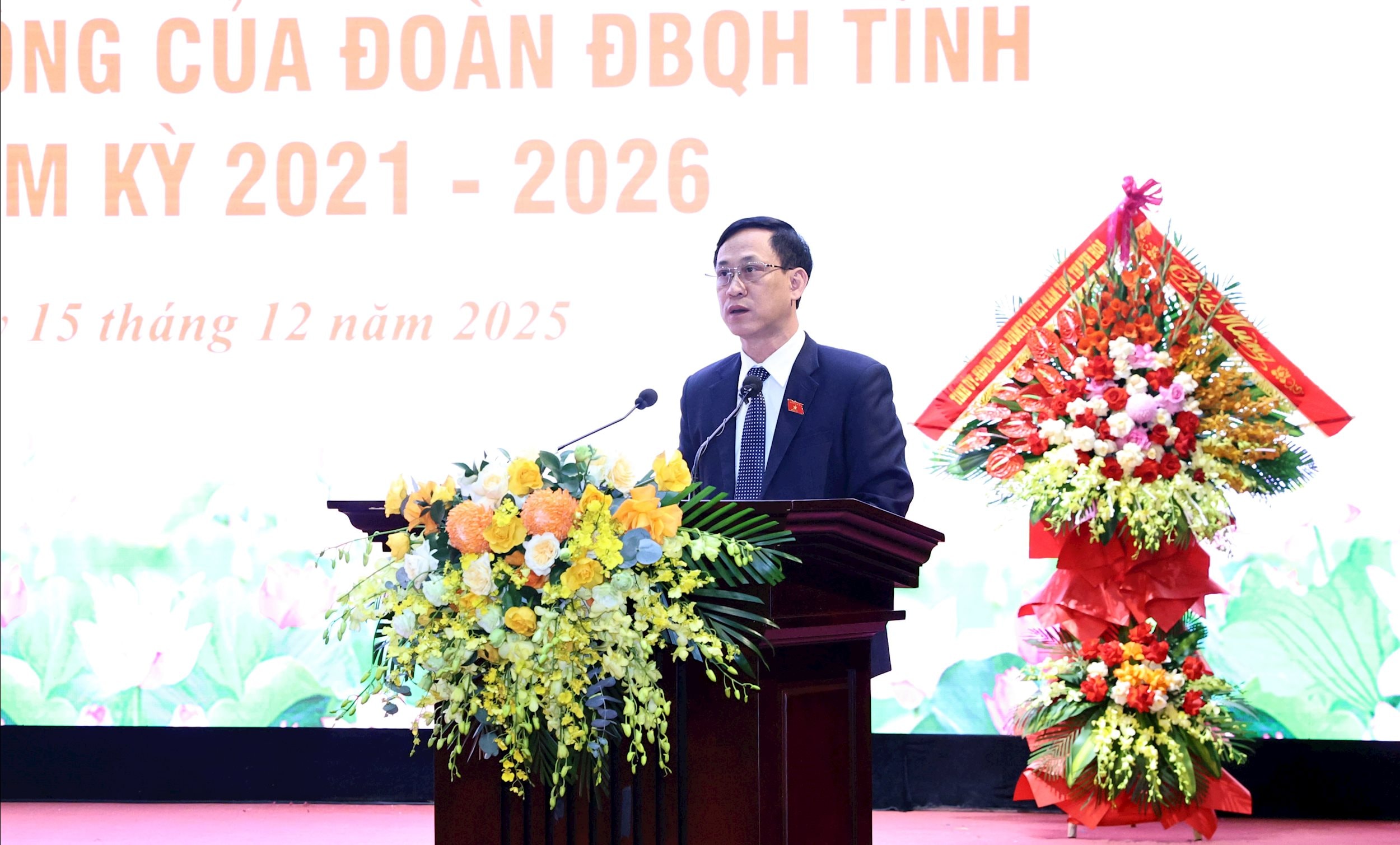 លោក Mai Van Hai អនុប្រធានគណៈប្រតិភូតំណាងរាស្ត្រខេត្ត Thanh Hoa បានថ្លែងសុន្ទរកថា។