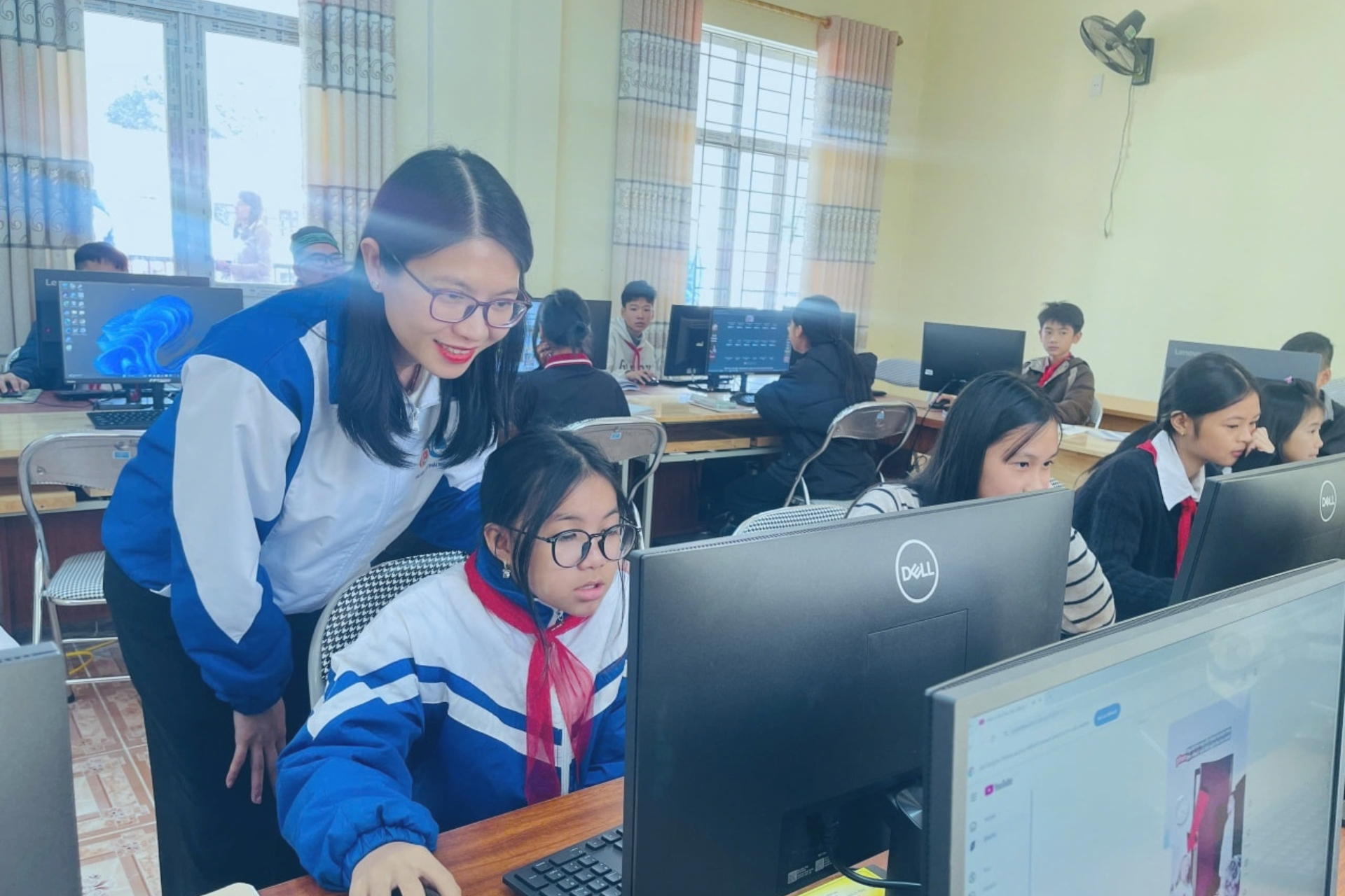 Thiết kế chưa có tên (4)