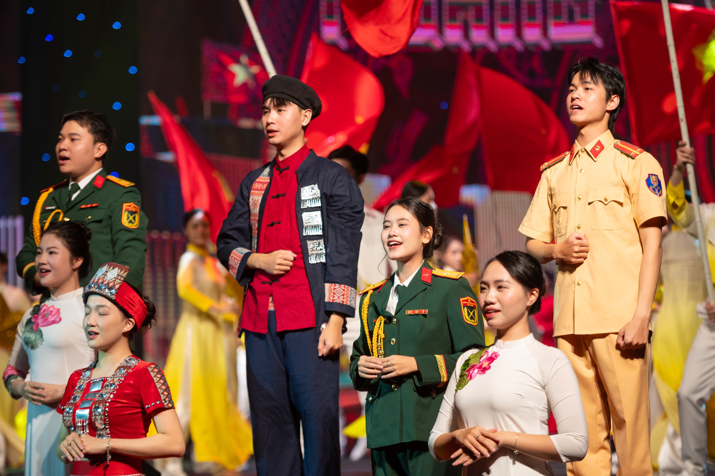 20251217 - DienHong-Tongduyet-12