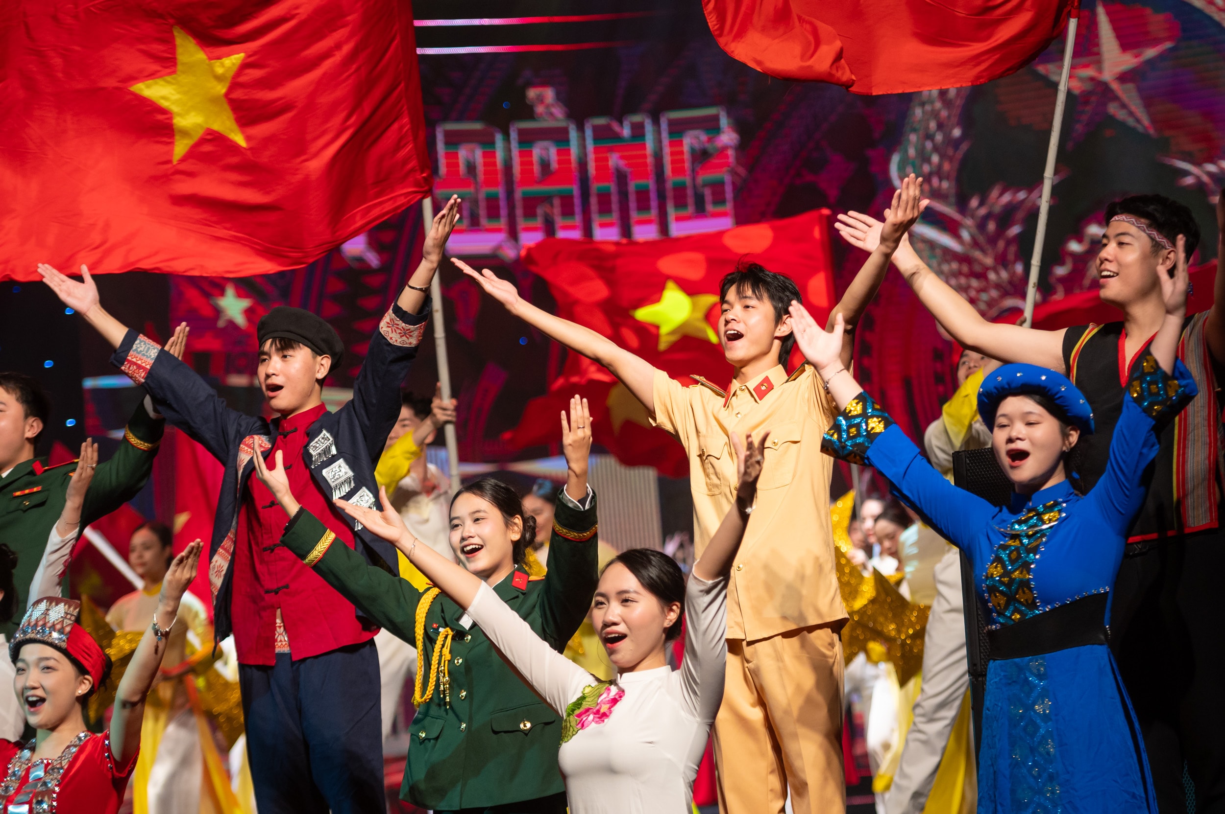 20251217 - DienHong-Tongduyet-13