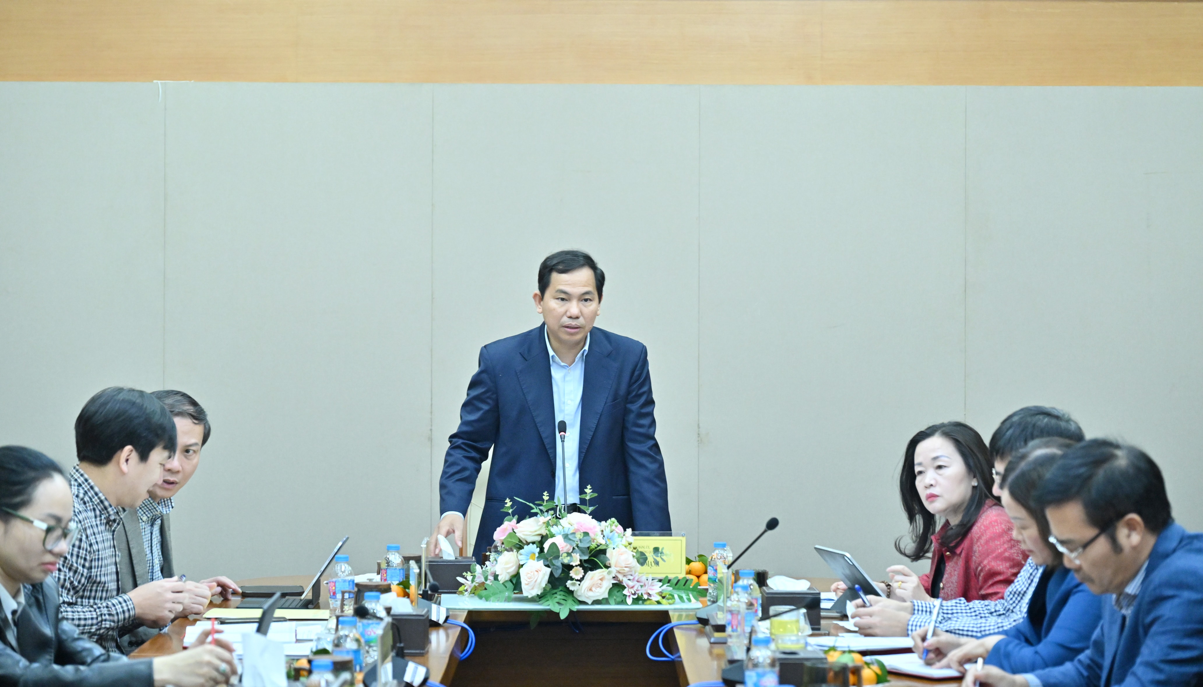 Tổng thư ký Quốc hội, Chủ nhiệm VPQH Lê Quang Mạnh phát biểu tại cuộc làm việcVQK_9470