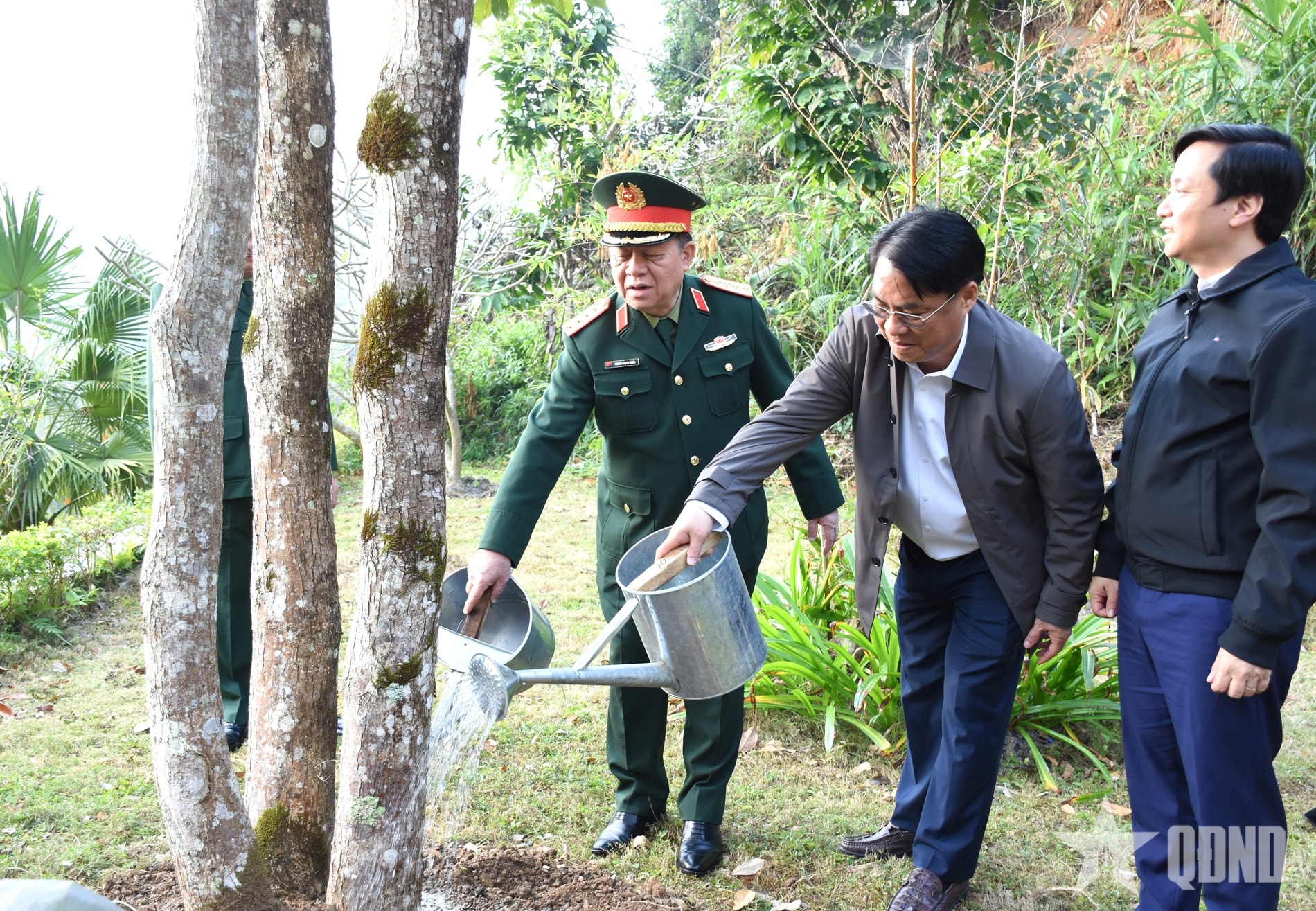 Đại tướng Nguyễn Trọng Nghĩa chủ trì các hoạt động về nguồn, tri ân tại tỉnh Cao Bằng