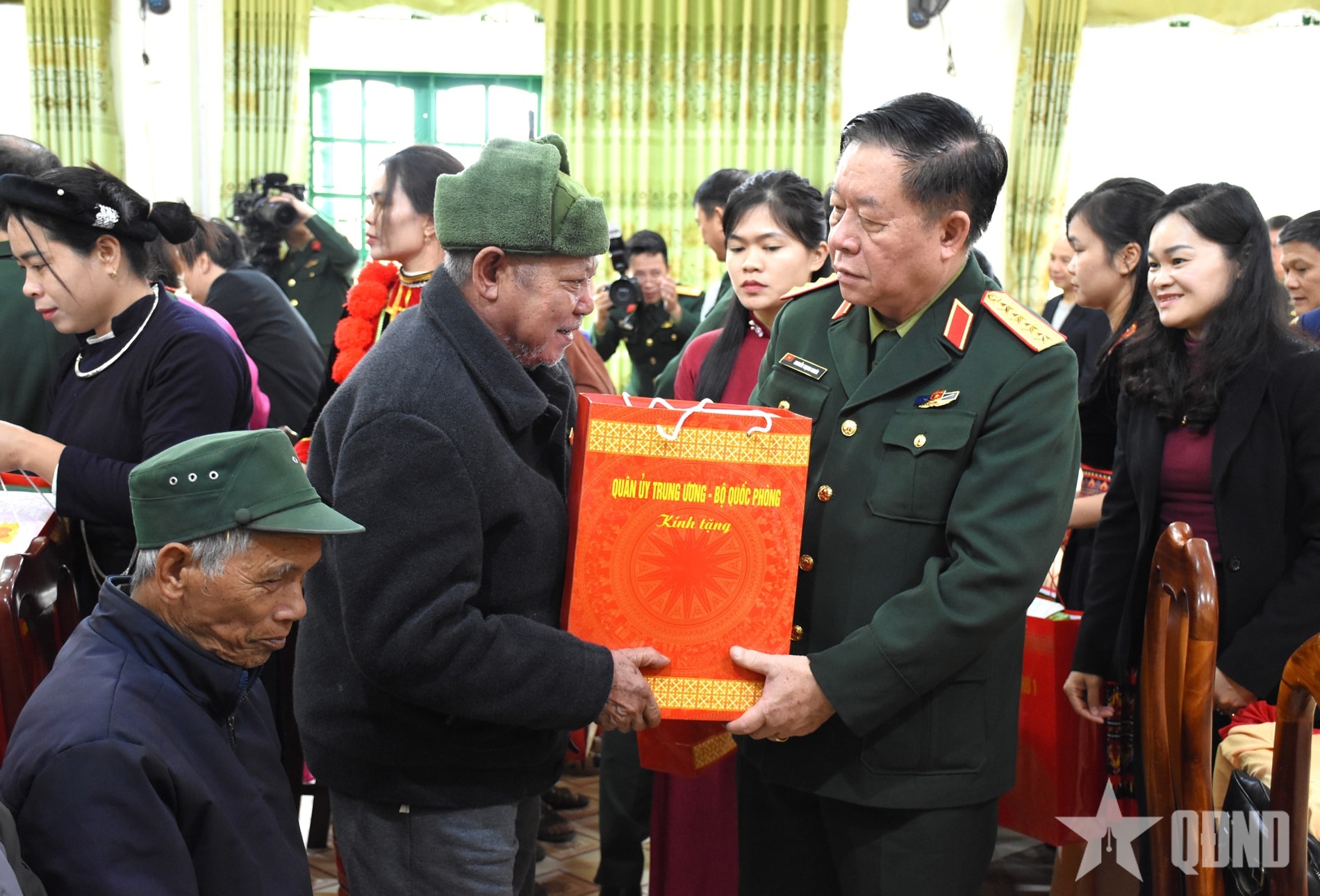 Đại tướng Nguyễn Trọng Nghĩa chủ trì các hoạt động về nguồn, tri ân tại tỉnh Cao Bằng