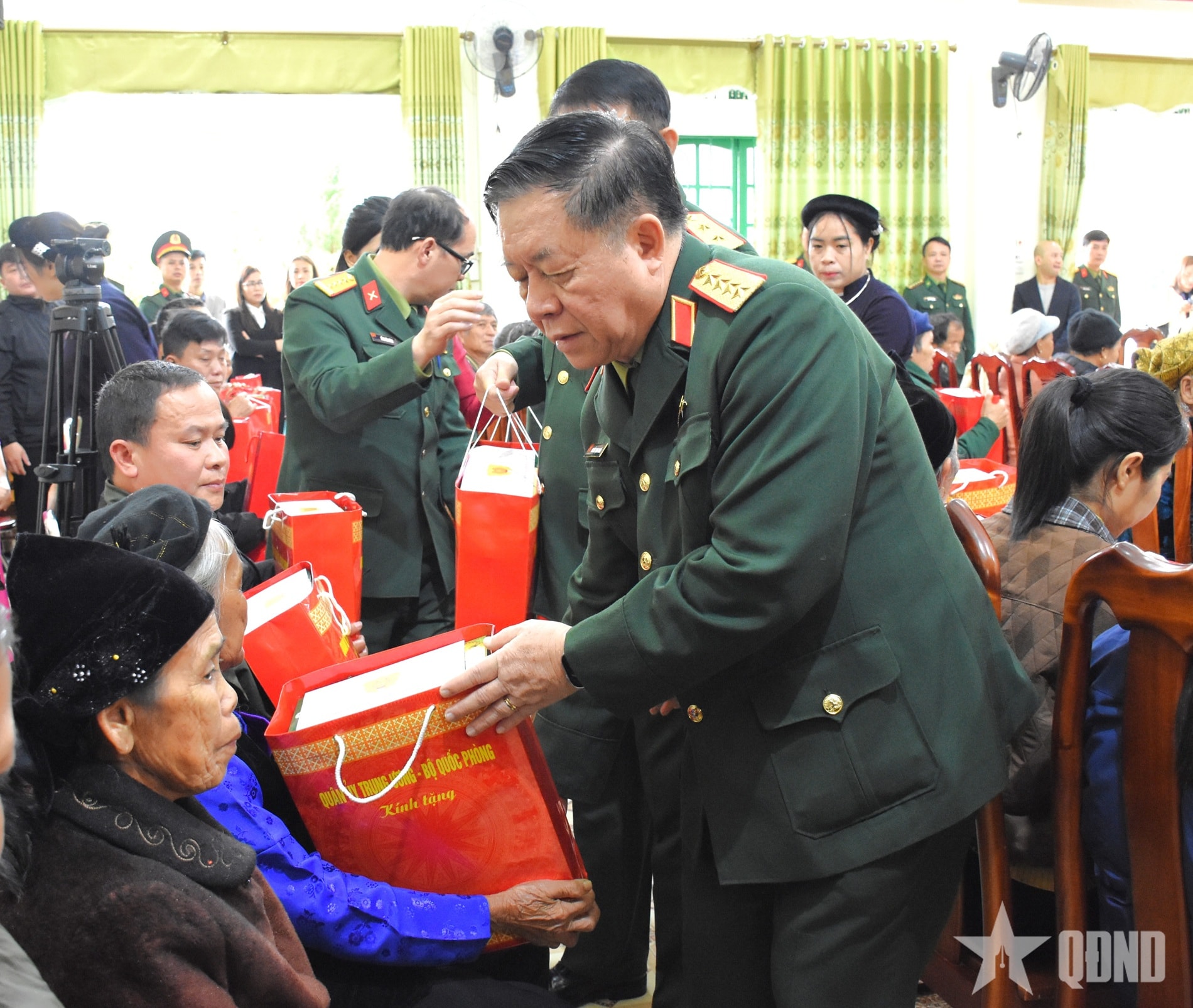 Đại tướng Nguyễn Trọng Nghĩa chủ trì các hoạt động về nguồn, tri ân tại tỉnh Cao Bằng