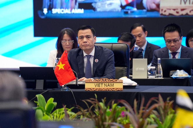 Vietnamese Deputy Minister of Foreign Affairs Dang Hoang Giang at the ASEAN foreign ministers’ special meeting on the current situation between Cambodia and Thailand, held in Kuala Lumpur, Malaysia, on December 22. (Photo: Vietnamese Ministry of Foreign Affairs) deputy-foreign-minister-dang-hoang-giang.jpg
