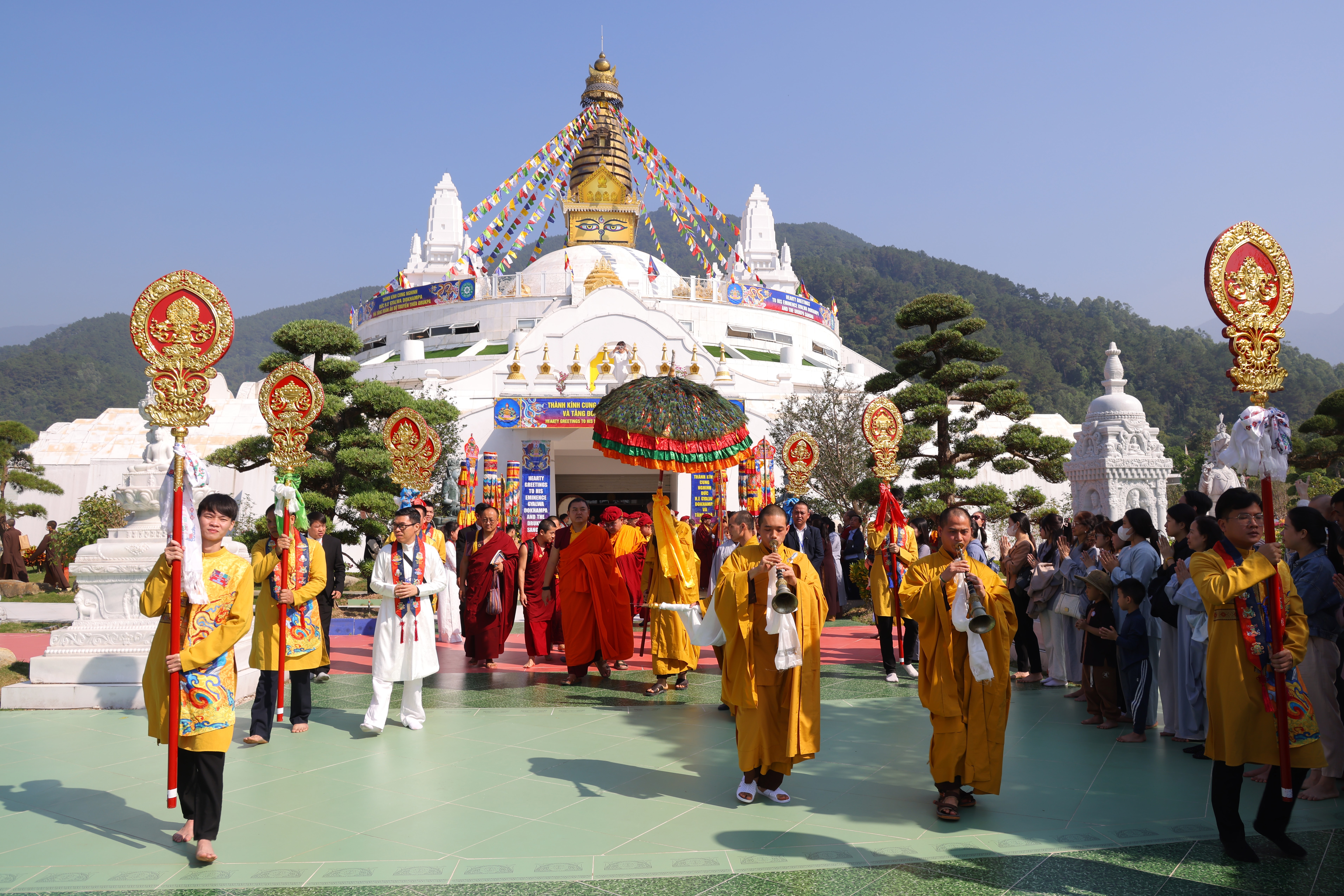 1 Đức Gyalwang Drukpa quang lâm Đại Bảo Tháp Mandala Tây Thiên, năm 2024