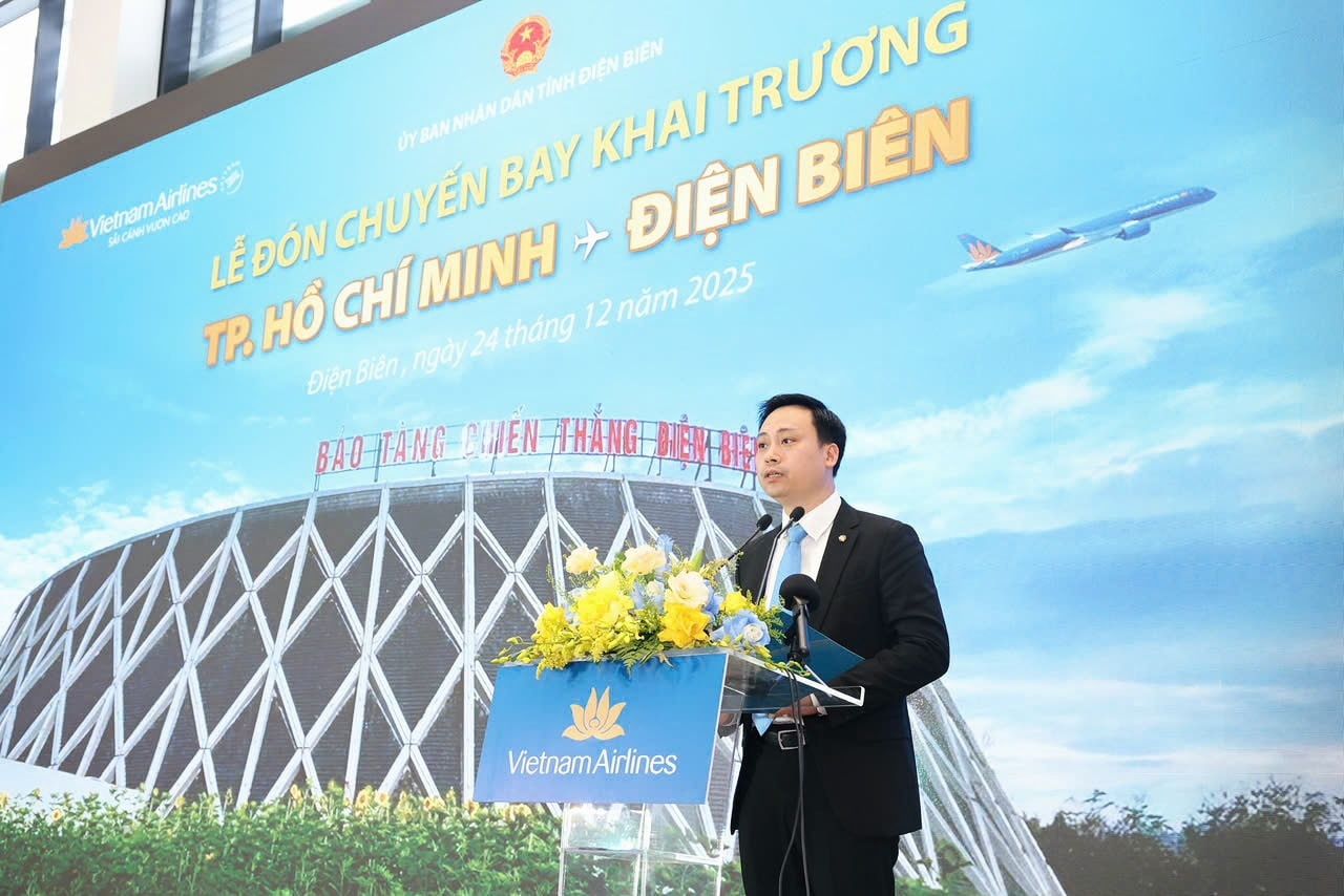 3. Ông Lê Chí Quân, Phó Giám đốc Chi nhánh khu vực Việt Nam đại diện Vietnam Airlines phát biểu tại Lễ đón chuyến bay khai trương TP.HCM-Điện Biên (1)