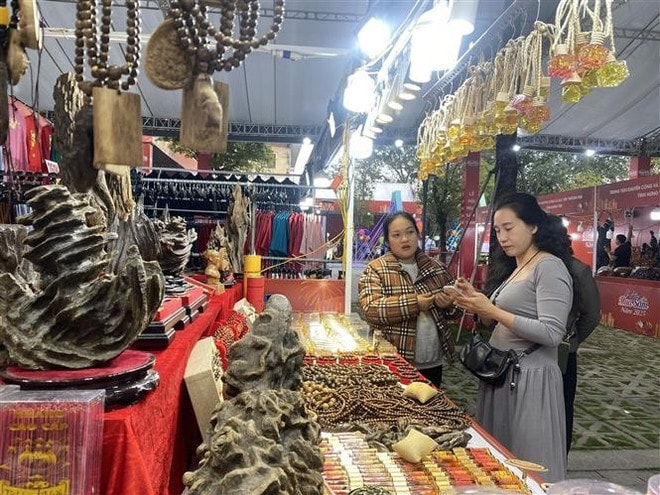 vna-potal-khai-mac-le-hoi-mua-sam-ha-noi-nam-2025-8495158.jpg