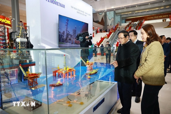 ttxvn-thu-tuong-kiem-tra-cong-tac-chuan-bi-dai-hoi-thi-dua-yeu-nuoc-8.jpg