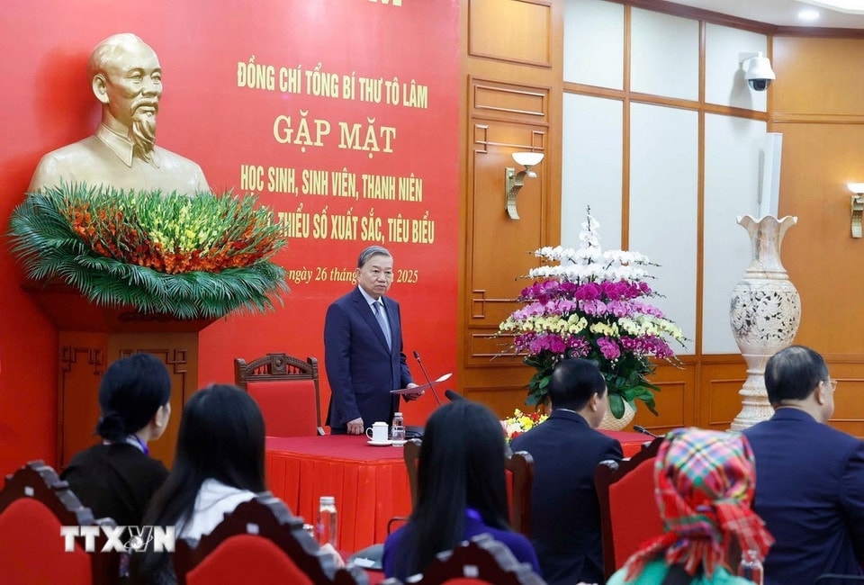 Tổng Bí thư Tô Lâm phát biểu tại buổi gặp mặt học sinh, sinh viên, thanh niên dân tộc thiểu số xuất sắc, tiêu biểu. (Ảnh: Thống Nhất/TTXVN)