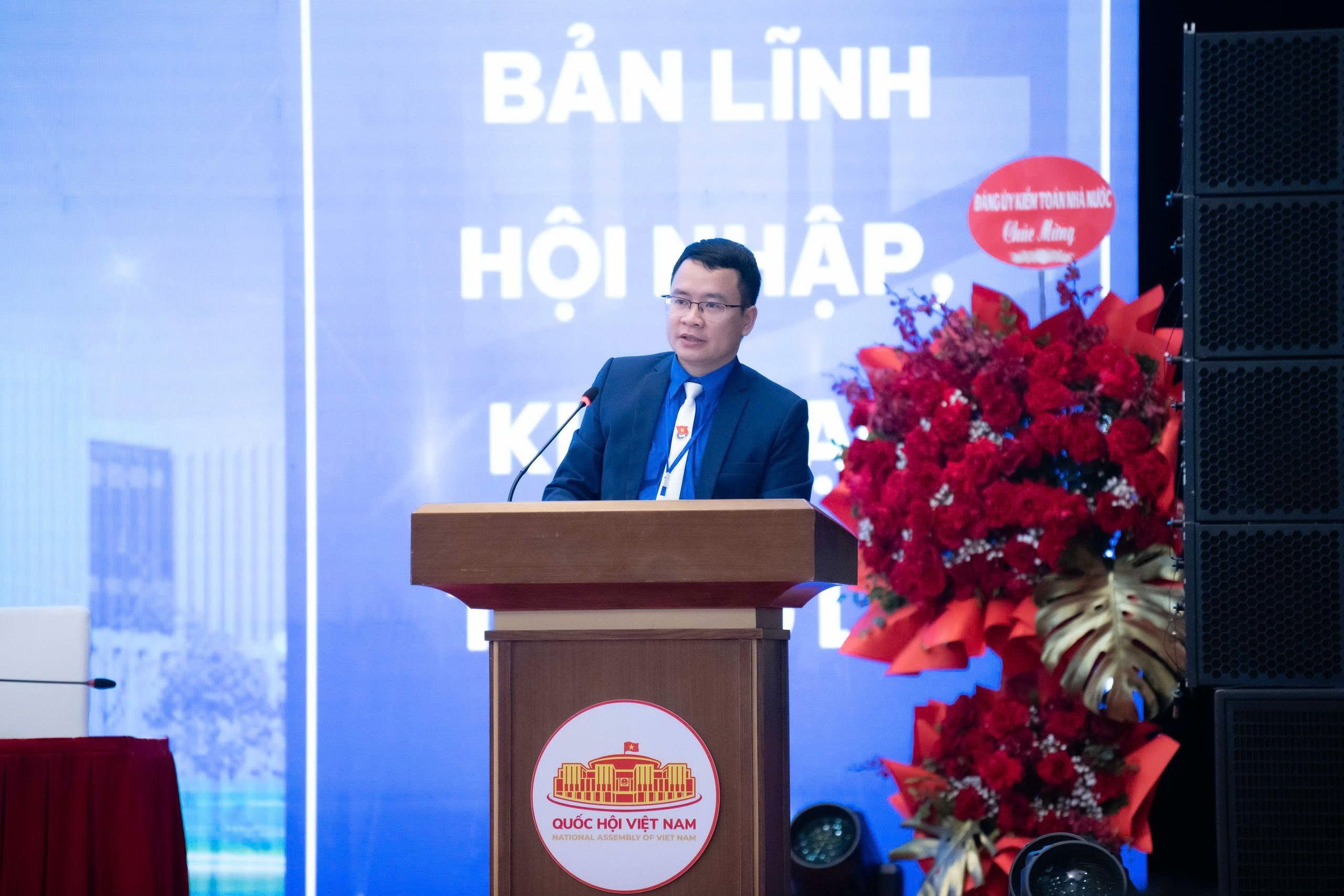 Bí thư Đoàn Văn phòng Quốc hội Dương Phúc Thưởng phát biểu