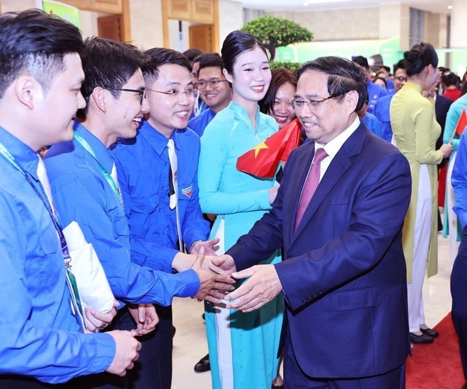 Prime Minister Pham Minh Chinh and delegates attend the first Congress of the Ho Chi Minh Communist Youth Union of the Government. (Photo: VNA) vna-potal-thu-tuong-du-dai-hoi-dai-bieu-doan-tncs-ho-chi-minh-chinh-phu-lan-thu-nhat-8503893.jpg