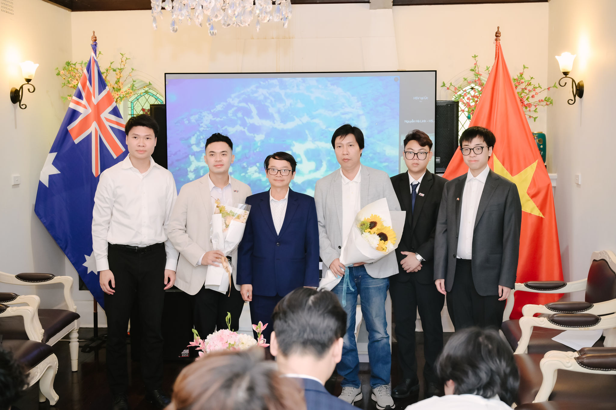 Bản sao của NVB_8128