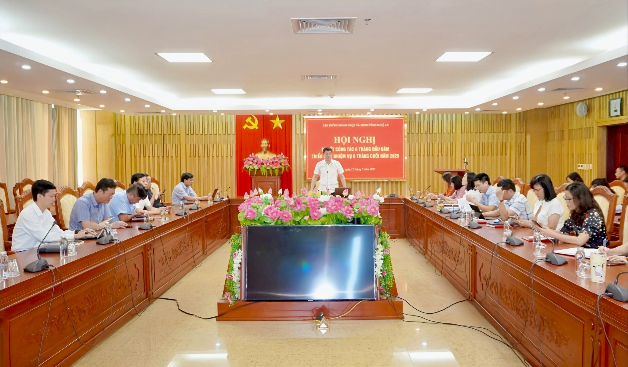 Văn phòng Đoàn ĐBQH và HĐND tỉnh sơ kết công tác 6 tháng đầu năm, triển khai nhiệm vụ 6 tháng cuối năm 2025
