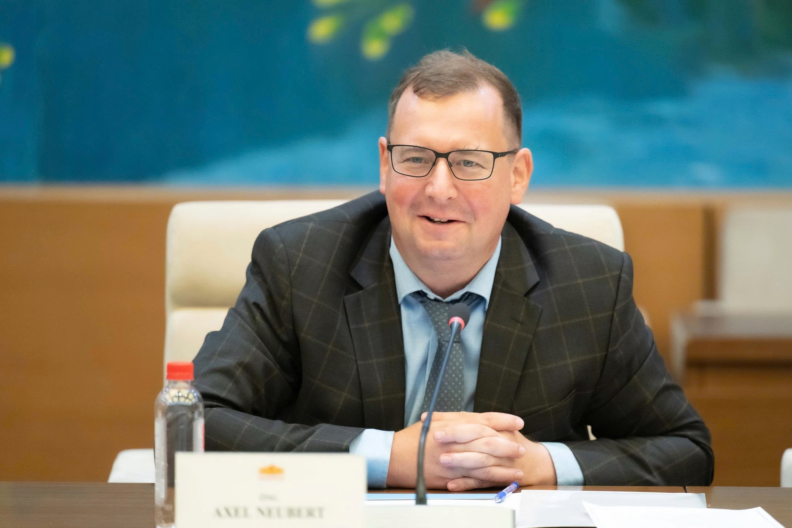 Trưởng đại diện Tổ chức HSF tại Việt Nam Axel Neubert phát biêu