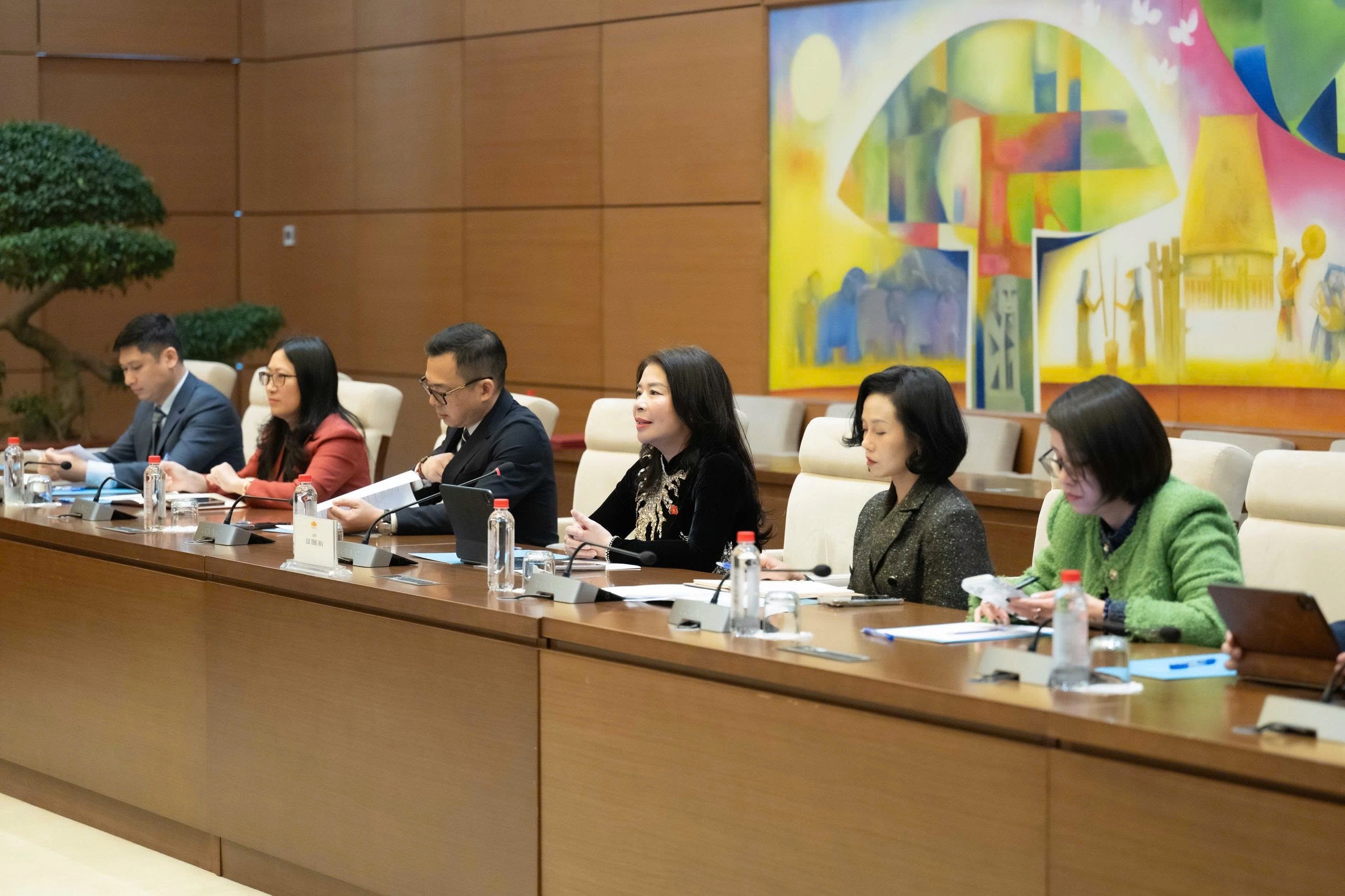Các đại biểu dự phiên họ