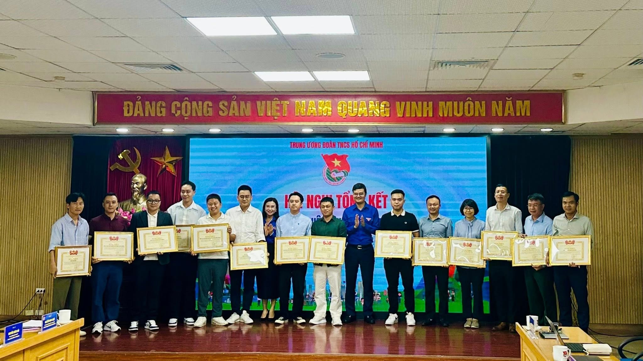 Wind Media vinh hạnh được Ban Chấp hành Trung ương Đoàn trao Bằng khen trong chương trình truyền thông “Tự hào Việt Nam”, nằm trong chuỗi hoạt động kỷ niệm 80 năm Cách mạng Tháng Tám thành công (19/8/1945 - 19/8/2025) và Quốc khánh nước Cộng hoà Xã hội Chủ nghĩa Việt Nam (02/9/1945 - 02/9/2025).