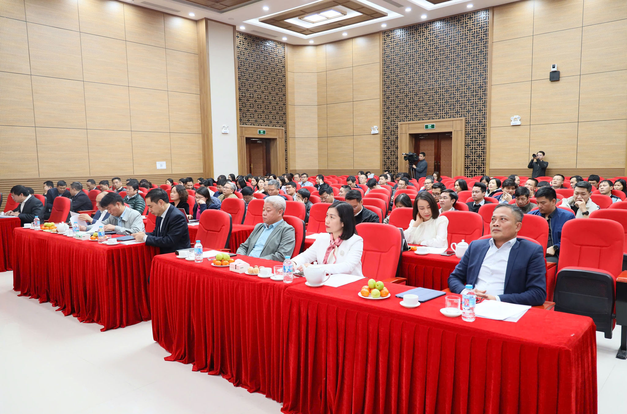 Các đại biểu tham gia hội nghị. Ảnh BN