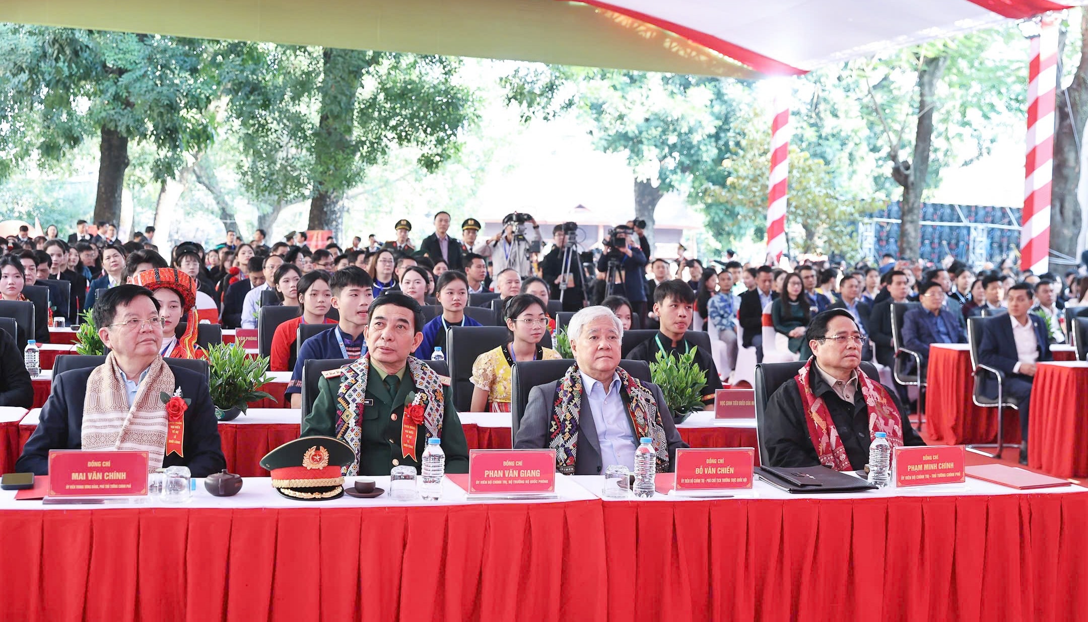 Thủ tướng Phạm Minh Chính dự lễ khởi công Dự án đầu tư cơ sở vật chất cho trường phổ thông vùng cao Việt Bắc, Thái Nguyên. Ảnh: Nhật Bắc