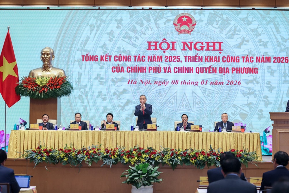 Tổng Bí thư Tô Lâm và các lãnh đạo chủ chốt dự Hội nghị toàn quốc Chính phủ và chính quyền địa phương - Ảnh: Nhật Bắc