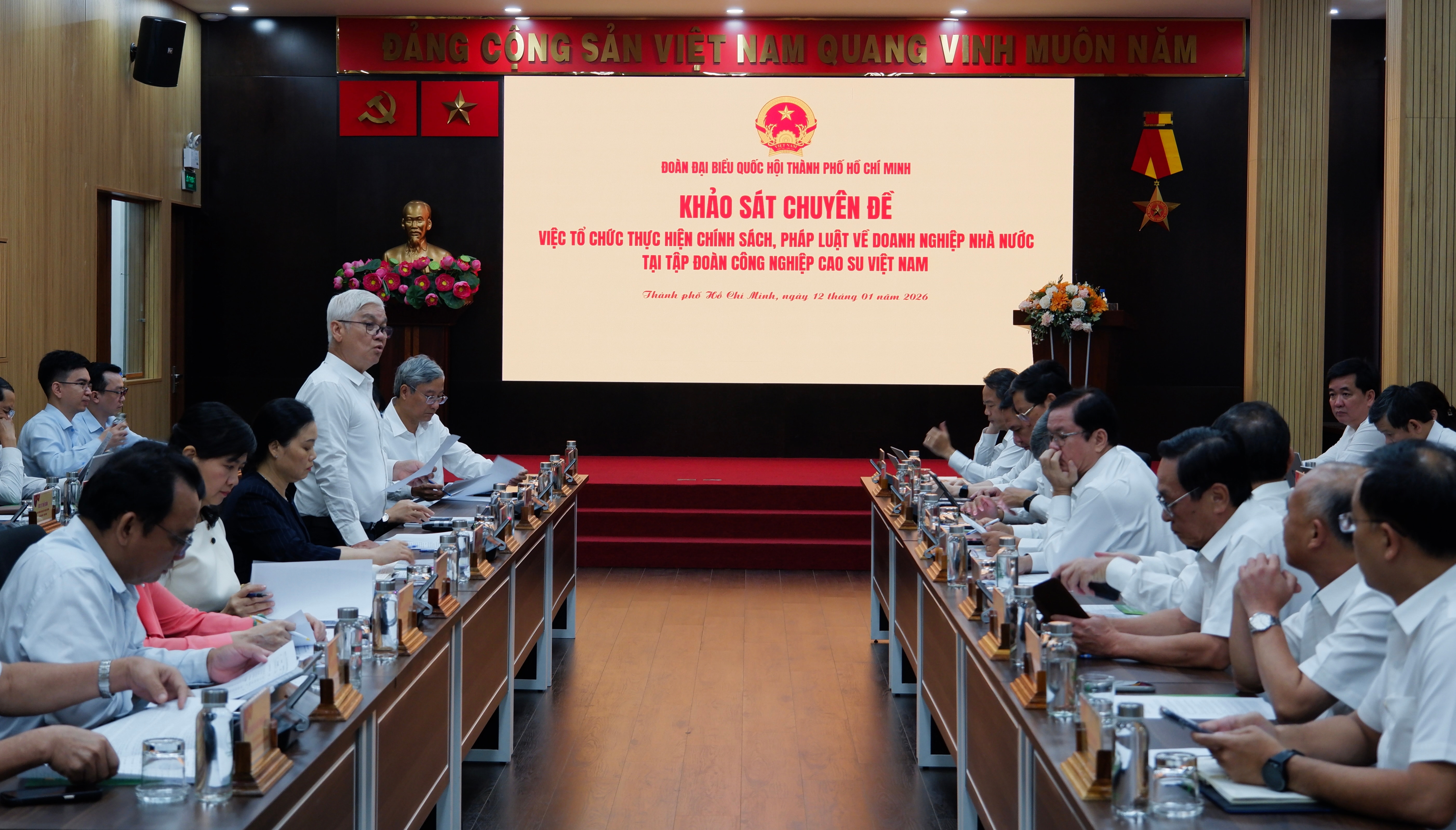 Quang cảnh cuộc làm việc. Ảnh: Hoa Lê