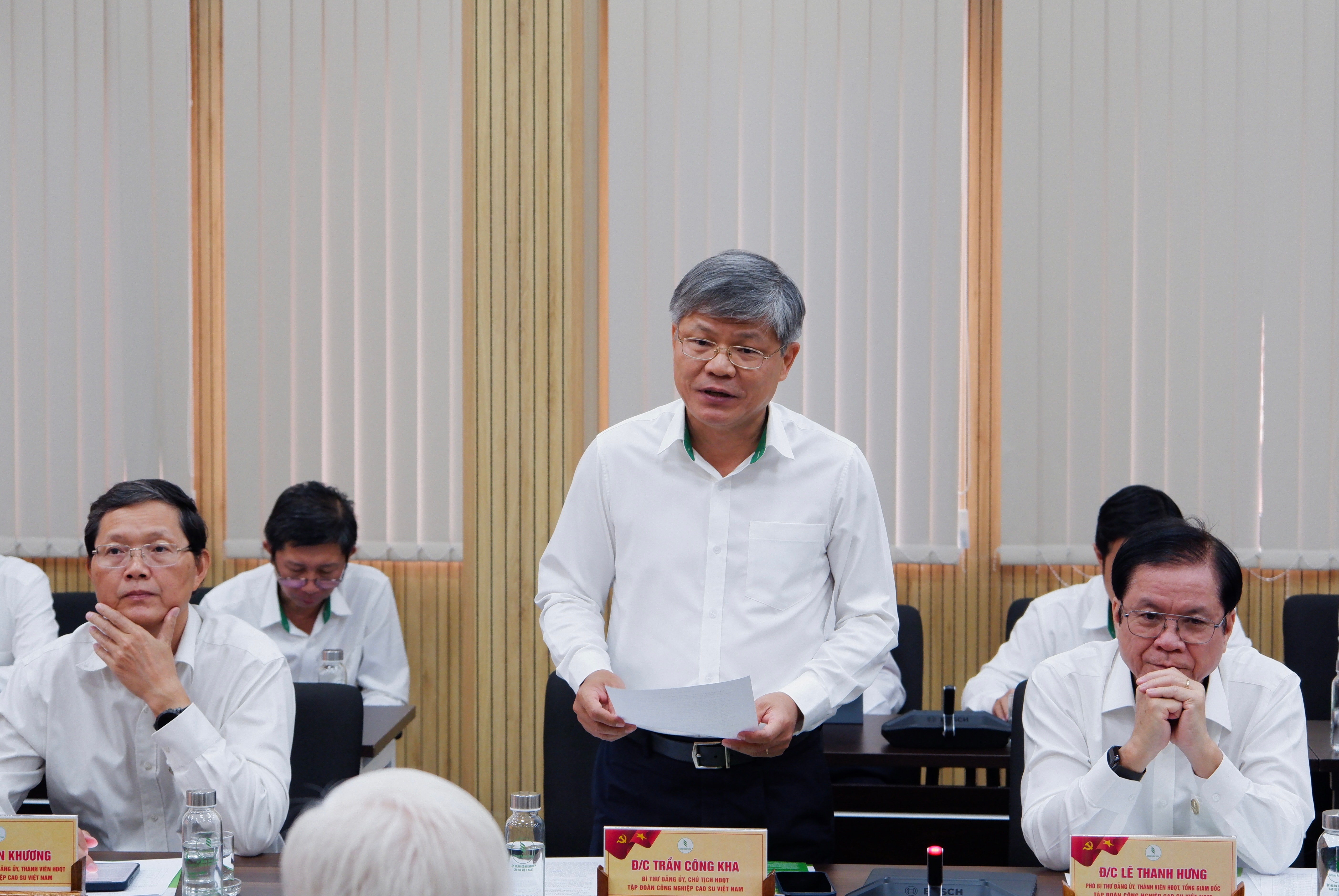 Chủ tịch Hội đồng quản trị Tập đoàn Công nghiệp Cao su Việt Nam Trần Công Kha phát biểu. Ảnh: Hoa Lê