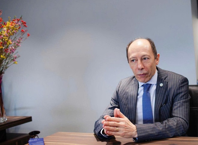 uruguayan-ambassador.jpg