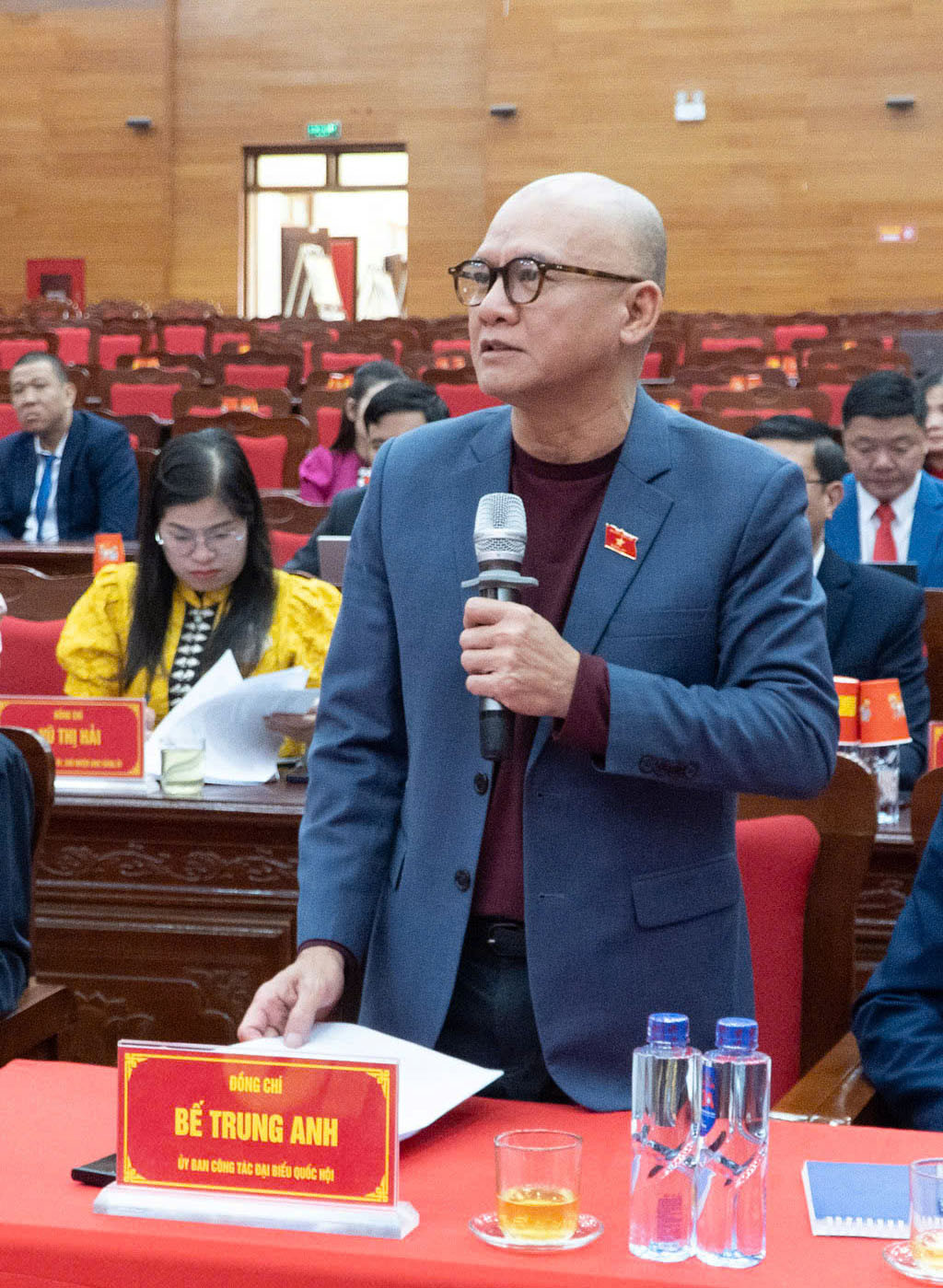 Ủy viên là đại biểu QQ8886 Khuyến Mãi hoạt động chuyên trách tại Ủy ban Công tác đại biểu Bế Trung Anh phát biểu