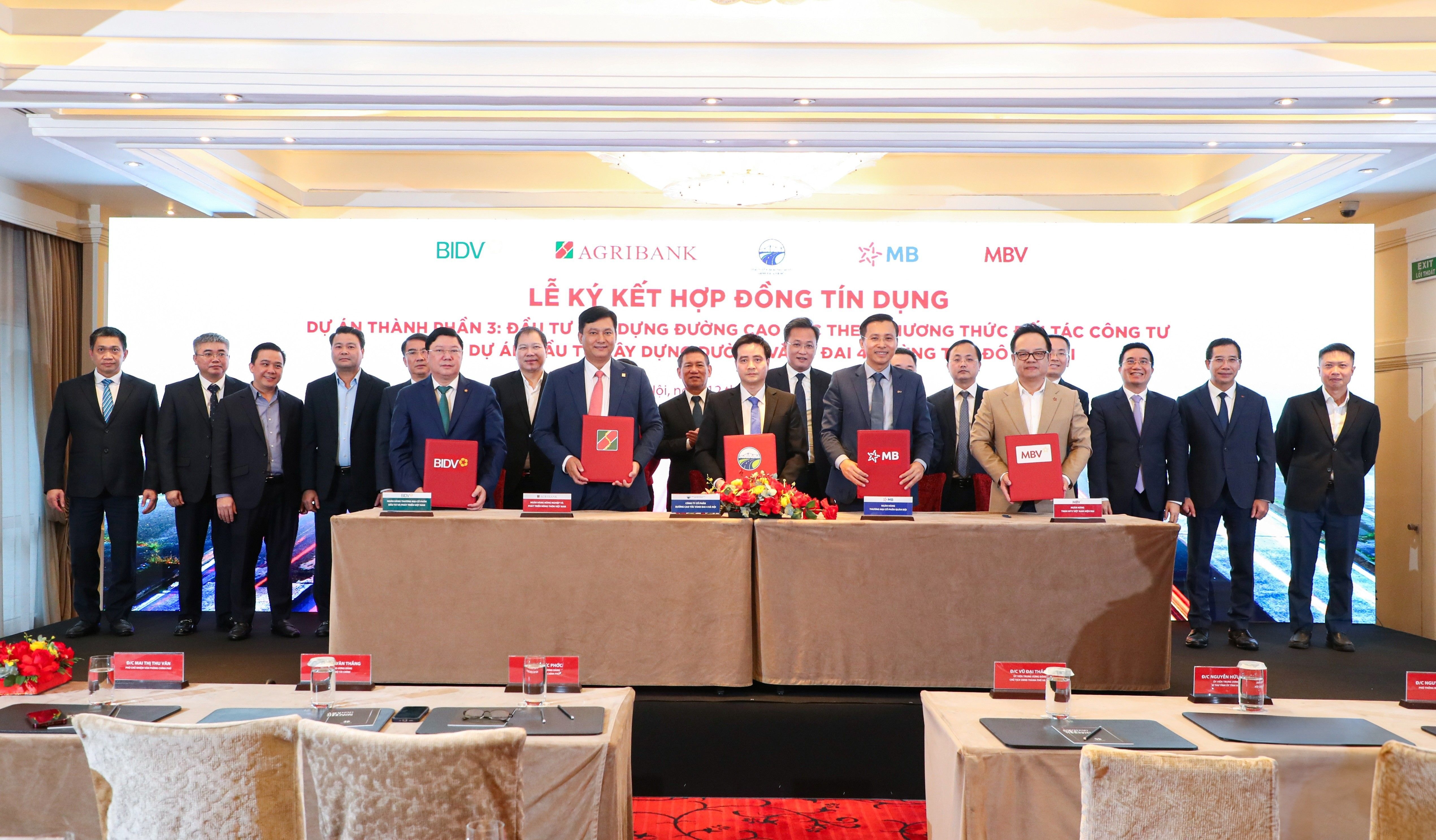 Ảnh có chữ ký 2