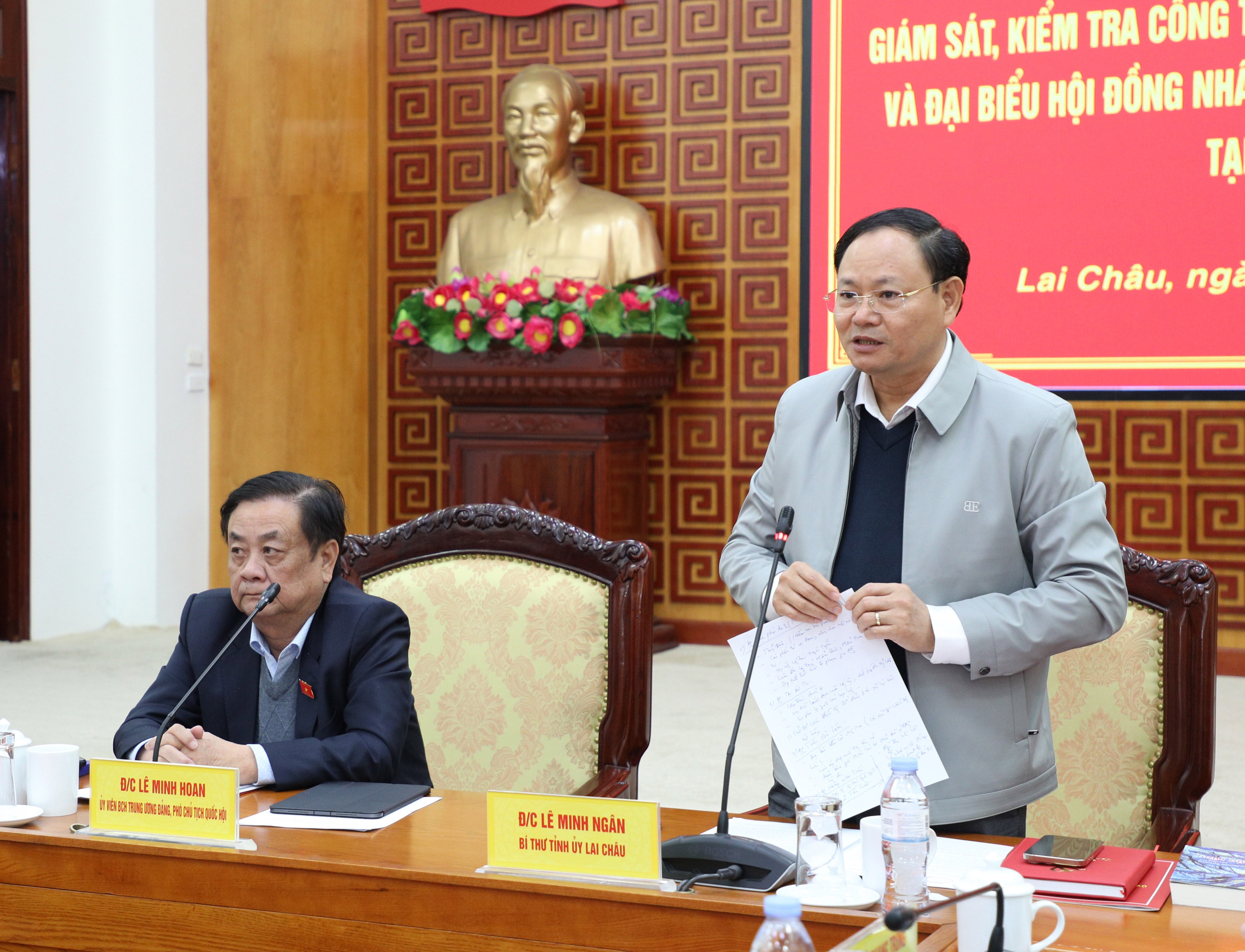 Bí thư Tỉnh ủy Lai Châu Lê Minh Ngân phát biểu tại cuộc làm việc