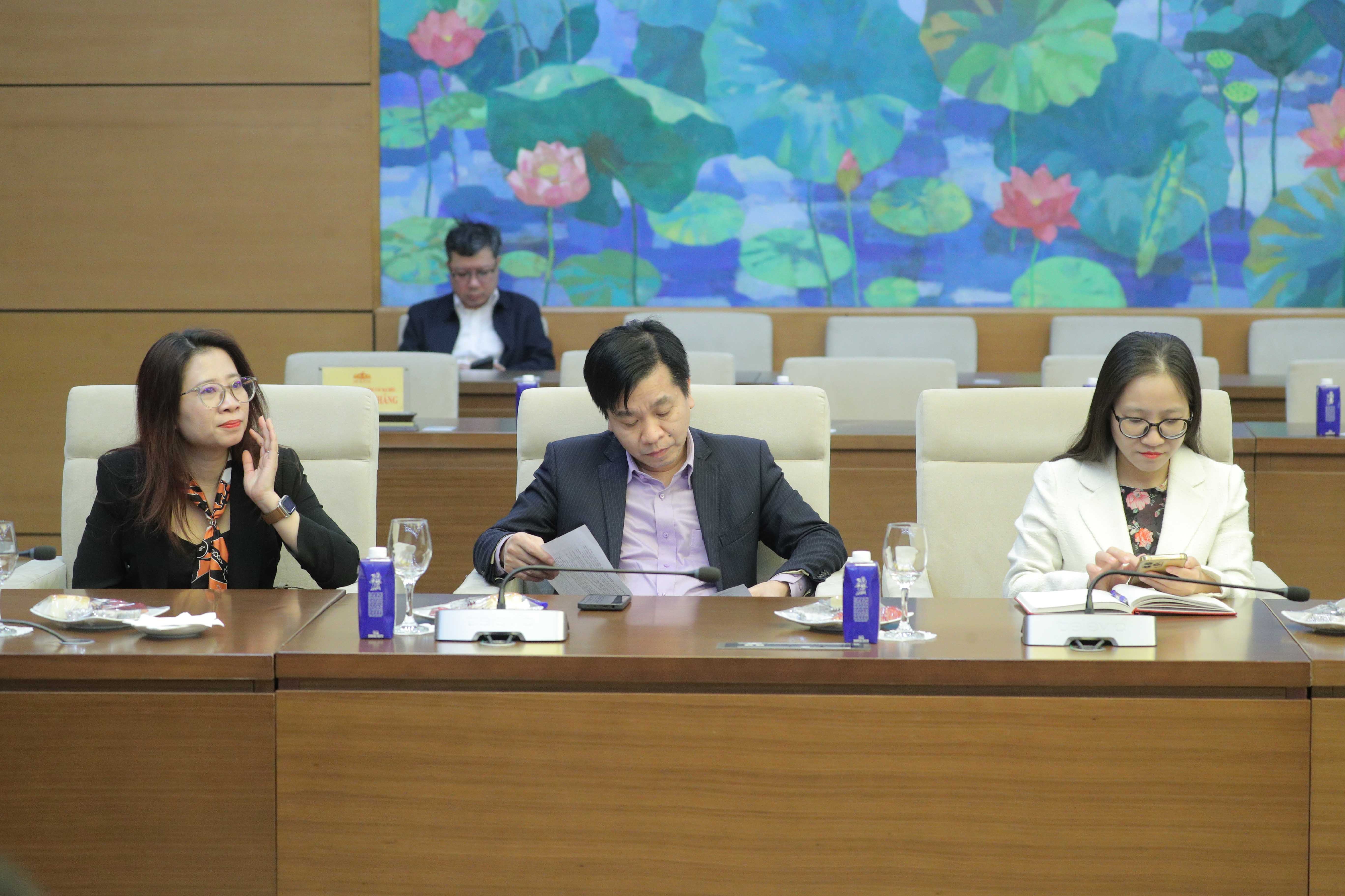 Các đại biểu dự 4