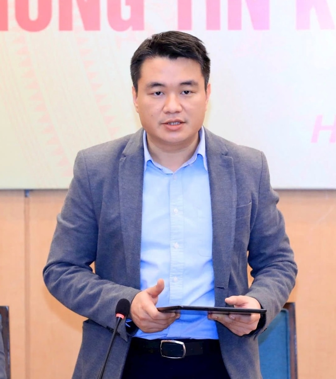 Trưởng Ban Pháp chế HĐND thành phố Hà Nội Duy Hoàng Dương