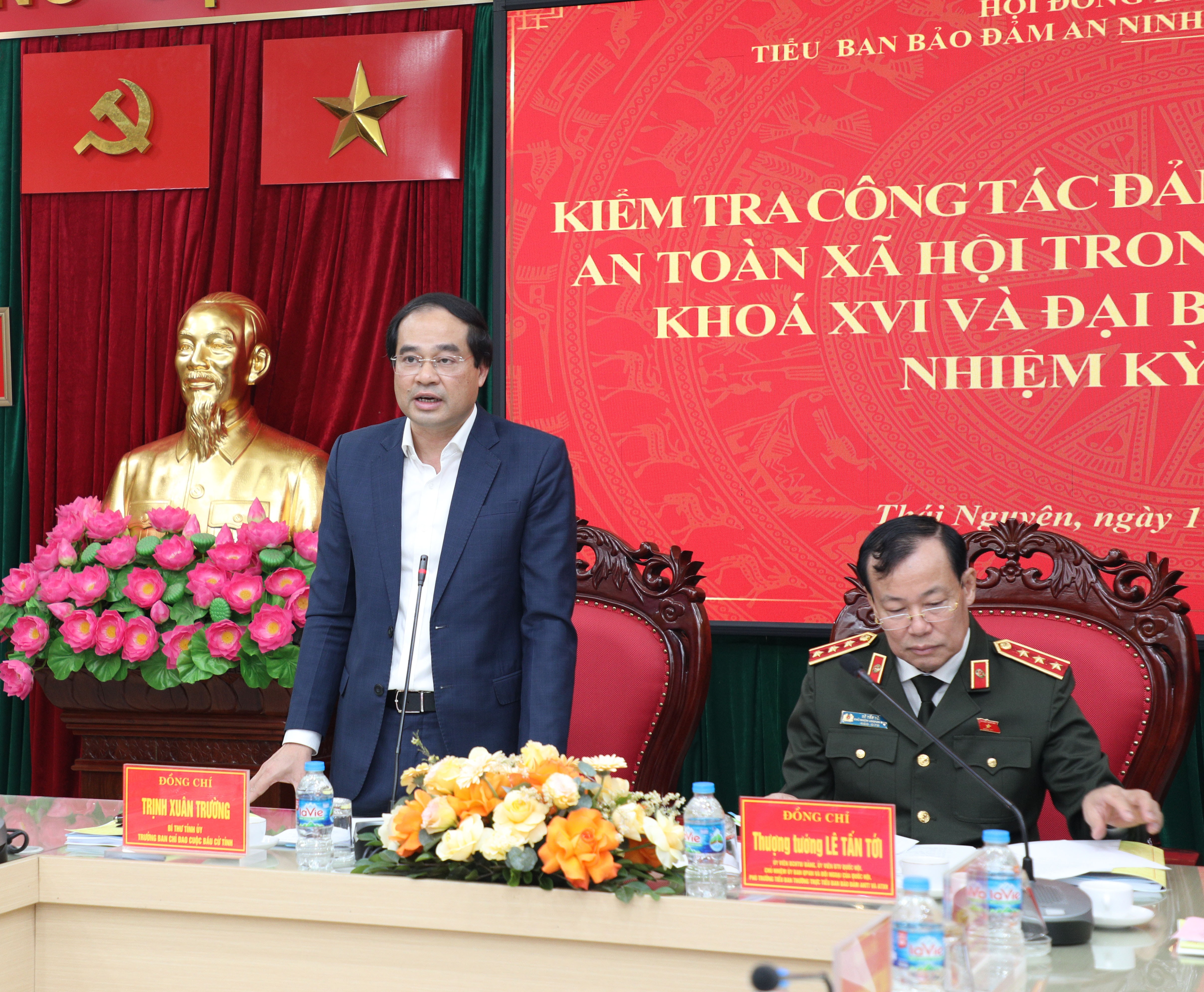 Bí thư Tỉnh ủy tỉnh Thái Nguyên Trịnh Xuân Trường phát biểu tại buổi làm việc