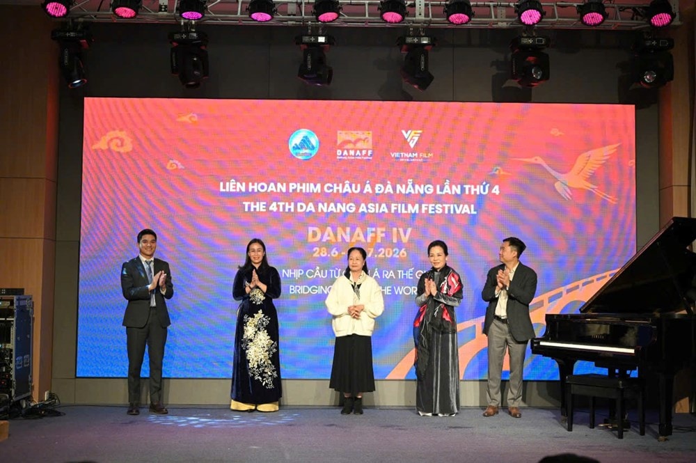 DANAFF IV1