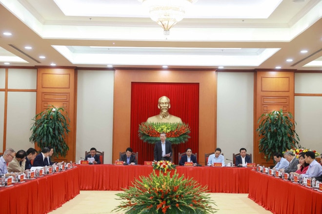 Party General Secretary To Lam chairs a meeting of the subcommittee responsible for drafting the Congress documents on March 15, 2025 (Photo: VNA) ky.jpg