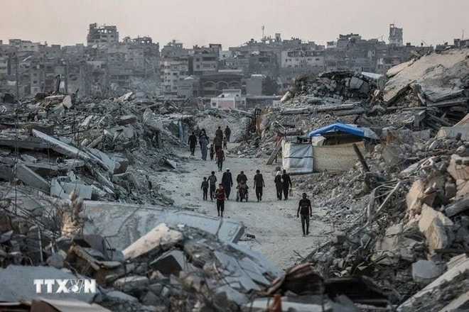 A scene of devastation caused by conflict in Gaza. (Photo: IRNA/VNA) vietnam-party-leader-peace-council-2.jpg