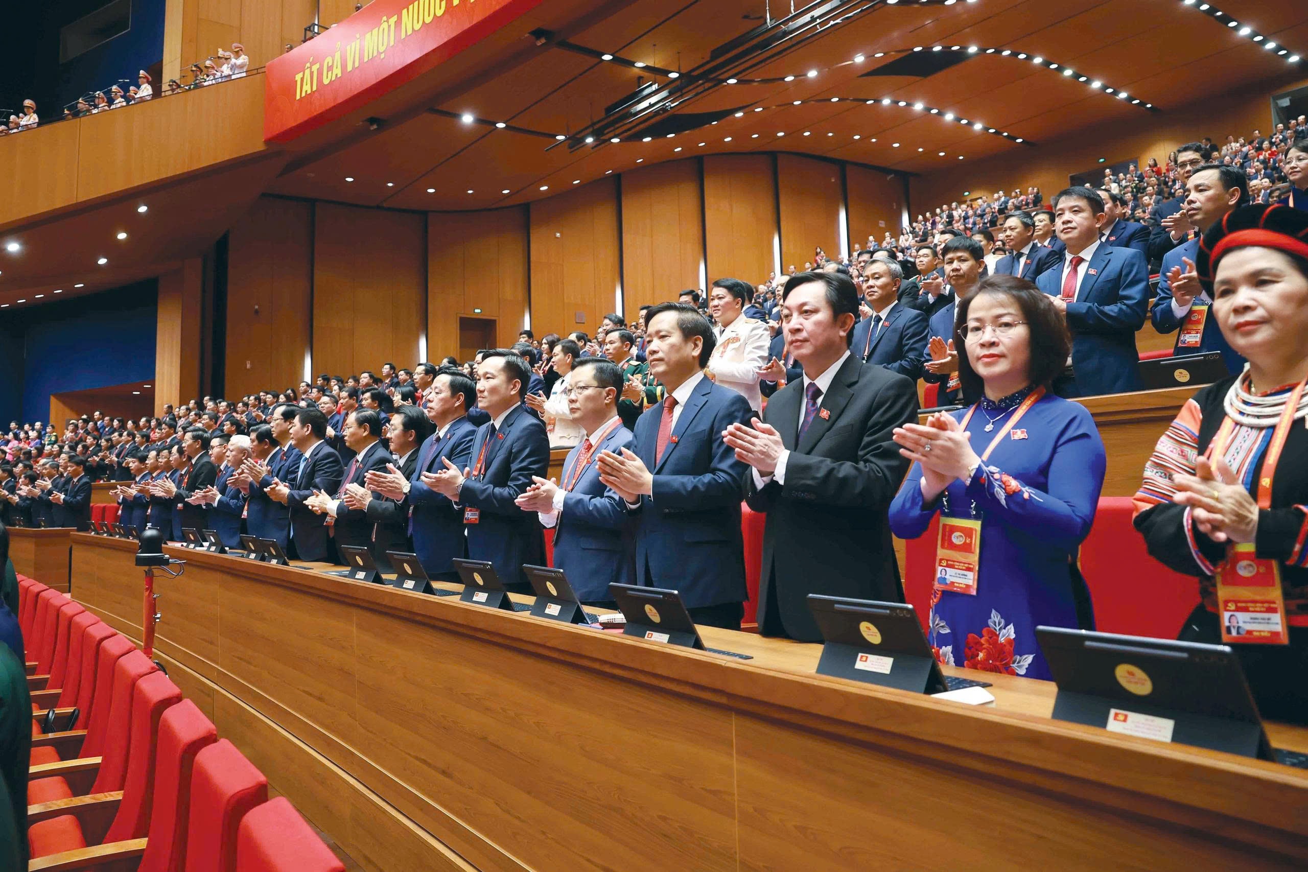 Các đại biểu dự phiên khai mạc Đại hội XIV của Đảng