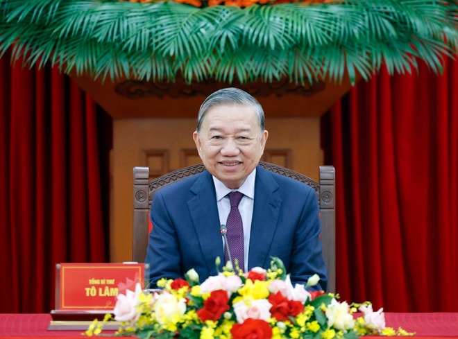 Party General Secretary To Lam at the phone talks with Russian President Vladimir Putin on January 24 (Photo: VNA) russian-president-congratulates-vietnamese-party-leader-2.jpg