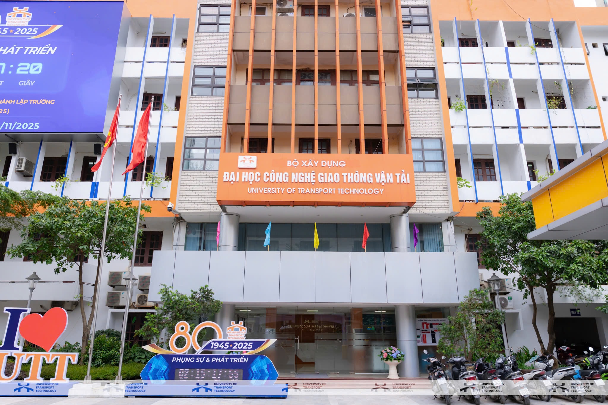 TRường ĐH Công nghệ GTVT