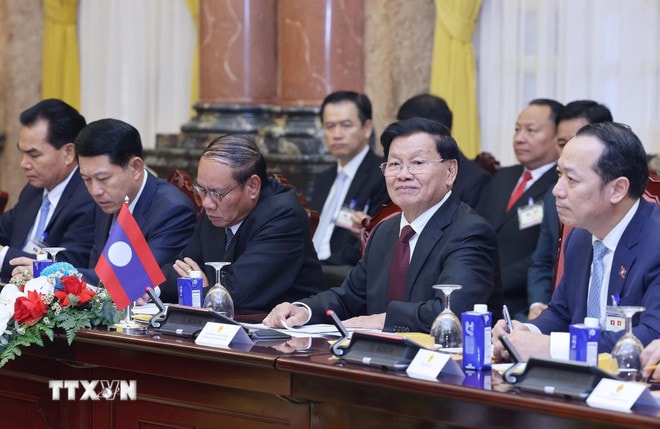 ttxvn-chu-tich-nuoc-luong-cuong-hoi-dam-voi-tong-bi-thu-chu-tich-nuoc-lao-thongloun-sisoulith-26-9.jpg