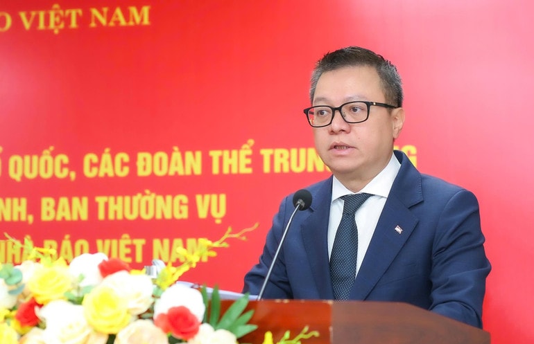 a-minh-pb.jpg