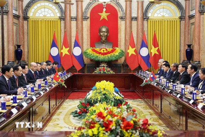 ttxvn-chu-tich-nuoc-luong-cuong-hoi-dam-voi-tong-bi-thu-chu-tich-nuoc-lao-thongloun-sisoulith-26-6.jpg