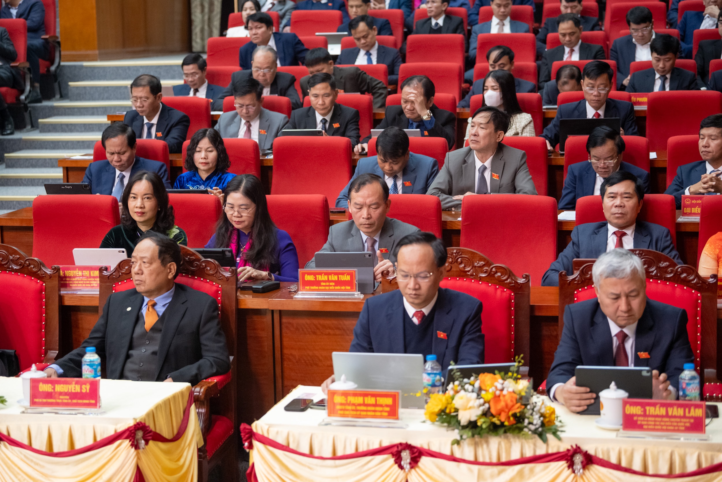 Đại biểu tham dự kỳ họp